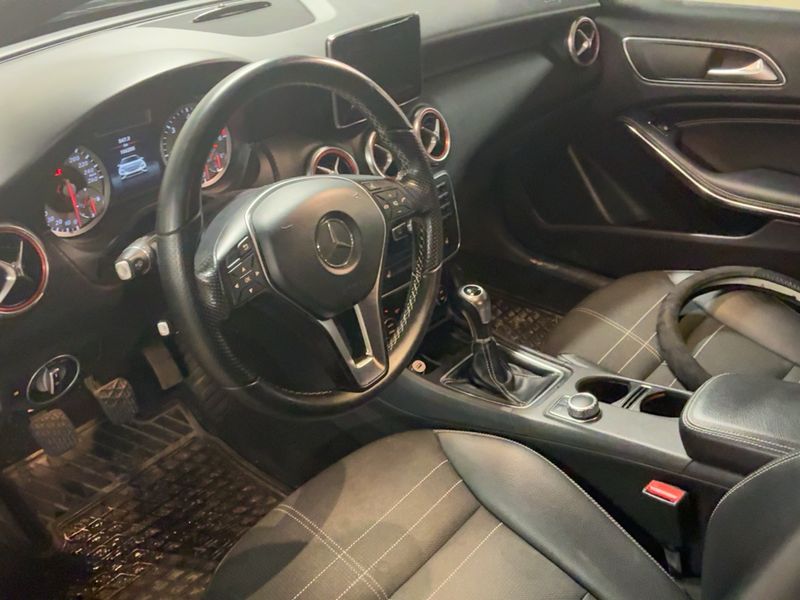 Mercedes-Benz A-Klasse A 180 CDI BlueEfficiency Urban 2014 – снимка 18