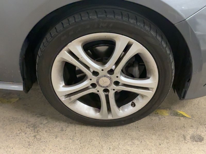 Mercedes-Benz A-Klasse A 180 CDI BlueEfficiency Urban 2014 – снимка 11