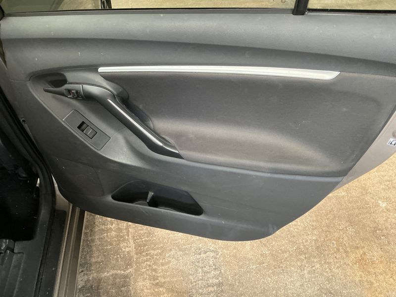Toyota Verso 1.6 D-4D Comfort 2014 – снимка 35
