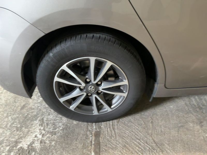 Toyota Verso 1.6 D-4D Comfort 2014 – снимка 9