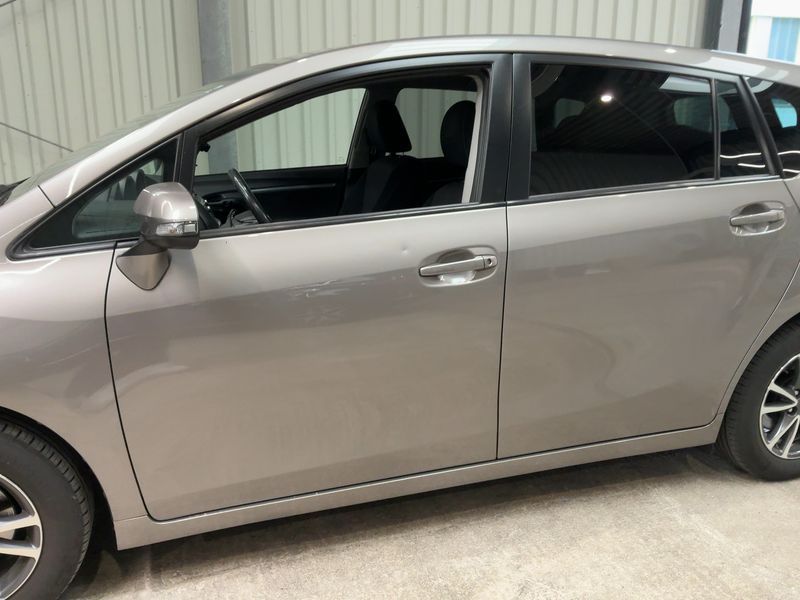 Toyota Verso 1.6 D-4D Comfort 2014 – снимка 4