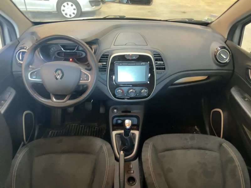 Renault Captur 0.9 Energy Business 2019 – снимка 17
