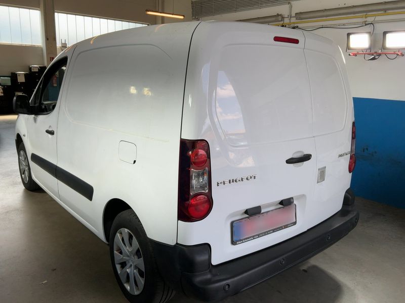 Peugeot Partner 1.6 Blue-HDi L1 Premium Pack 2017 – снимка 6