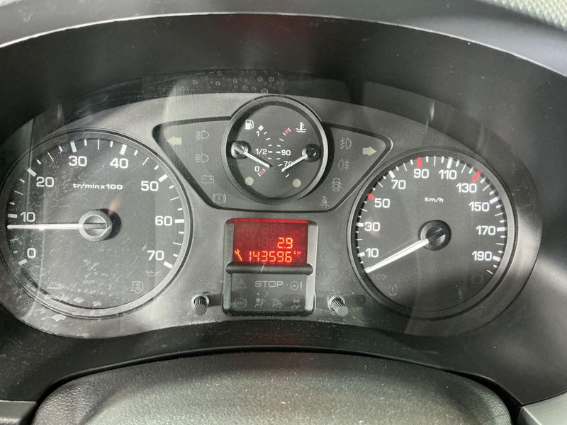 Peugeot Partner 1.6 Blue-HDi L1 Premium Pack 2017 – снимка 18