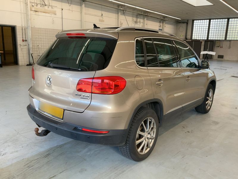 Volkswagen Tiguan 2.0 TSI Sport & Style 4Motion 2012 – снимка 8
