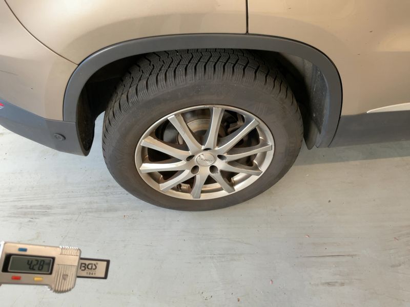 Volkswagen Tiguan 2.0 TSI Sport & Style 4Motion 2012 – снимка 9