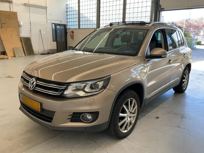 Volkswagen Tiguan 2.0 TSI Sport & Style 4Motion 2012 – снимка 1