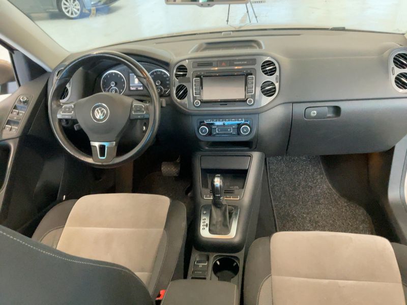 Volkswagen Tiguan 2.0 TSI Sport & Style 4Motion 2012 – снимка 18