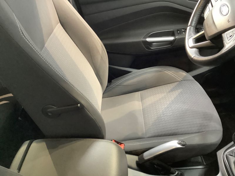 Ford C-Max 1.0 EcoBoost Cool&Connect 2018 – снимка 26
