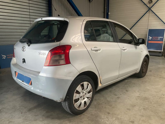 Toyota Yaris 1.4 D-4D Luna 2007 – снимка 2