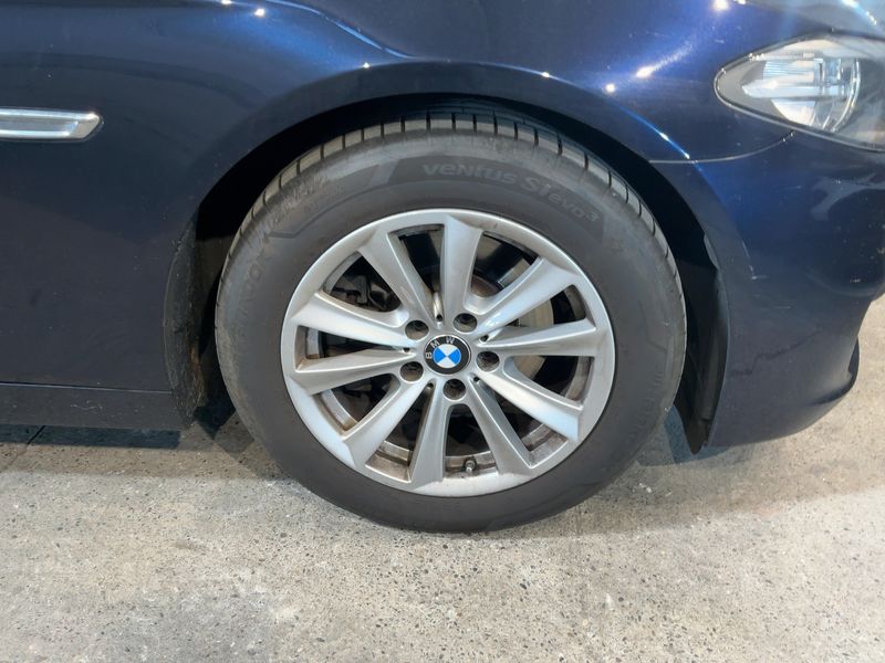 BMW 5er 520d 2014 – снимка 11