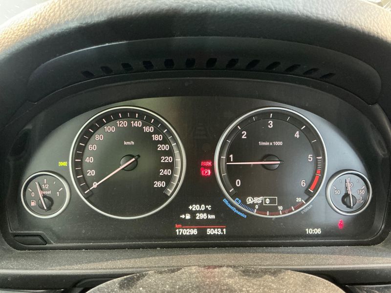 BMW 5er 520d 2014 – снимка 19