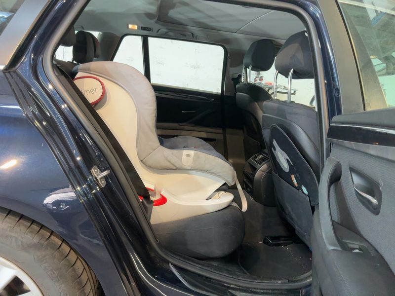 BMW 5er 520d 2014 – снимка 20