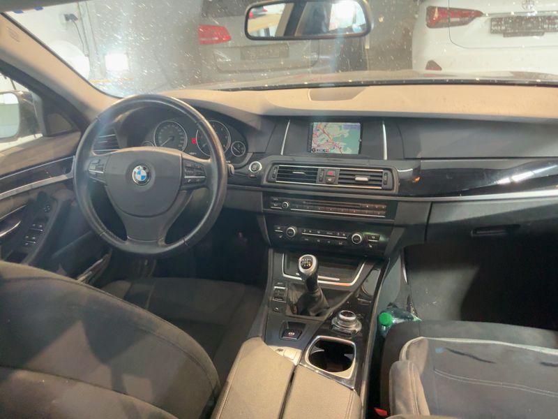BMW 5er 520d 2014 – снимка 18