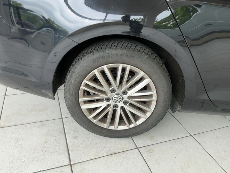 Volkswagen Golf VII 1.6 TDI Cup 4Motion BlueMotion Tech 2015 – снимка 9