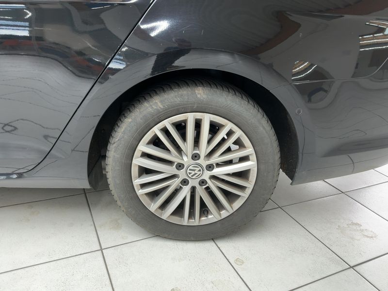 Volkswagen Golf VII 1.6 TDI Cup 4Motion BlueMotion Tech 2015 – снимка 5