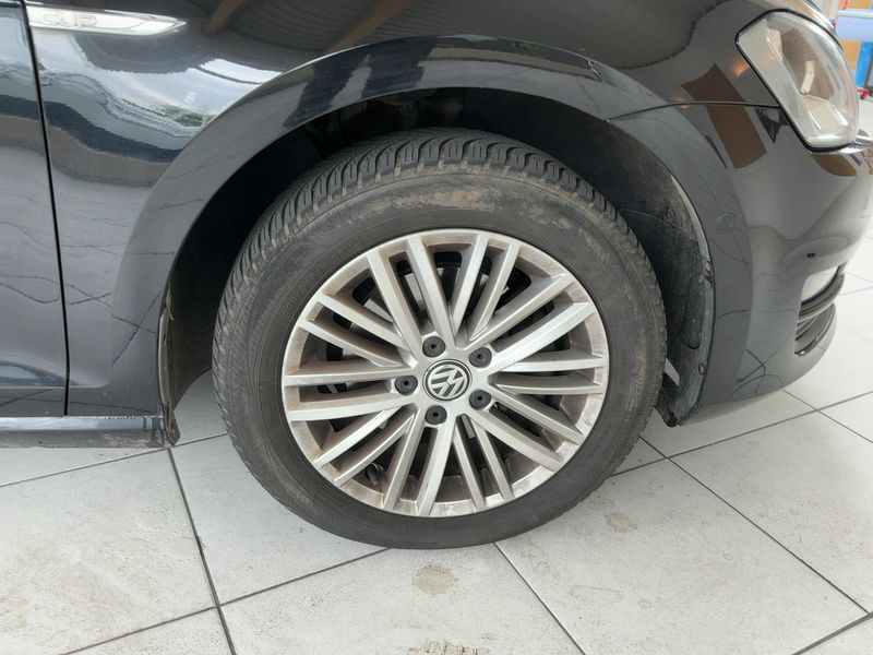 Volkswagen Golf VII 1.6 TDI Cup 4Motion BlueMotion Tech 2015 – снимка 11