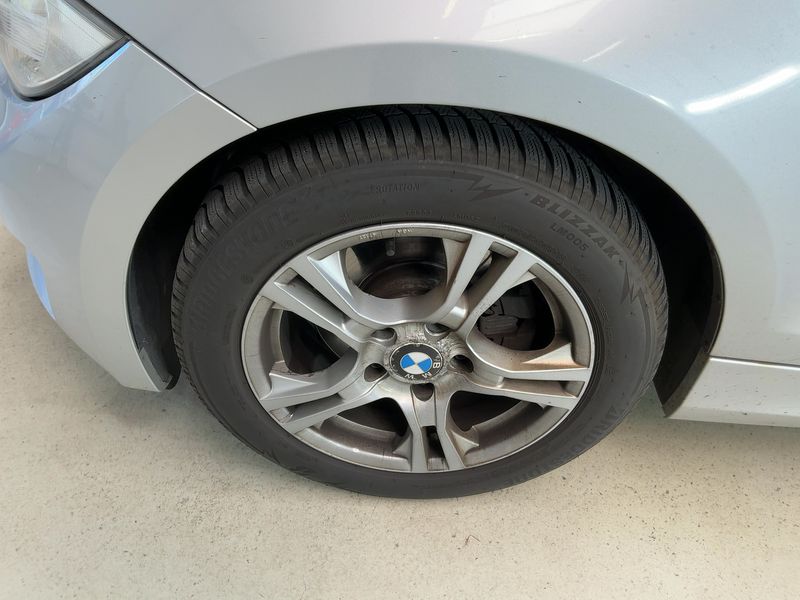 BMW 1er 120i 2012 – снимка 3