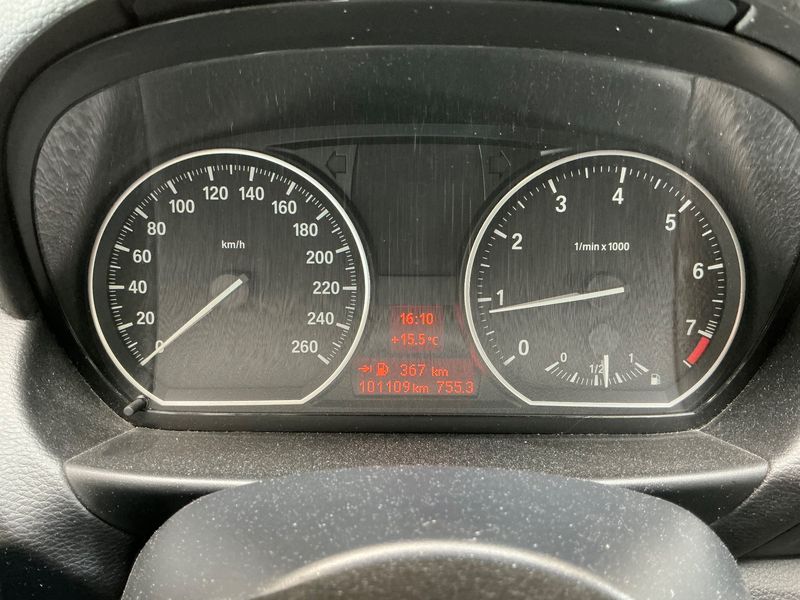 BMW 1er 120i 2012 – снимка 19