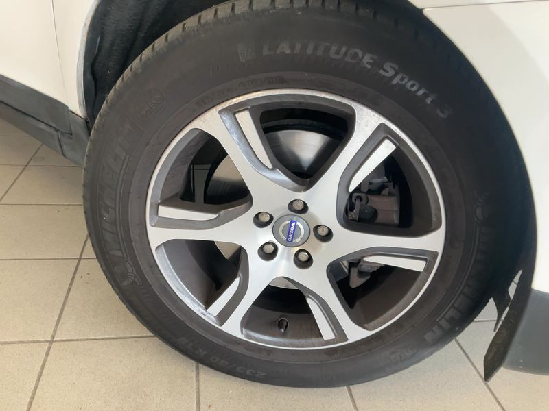 Volvo XC60 2.4 D4 Momentum AWD 2013 – снимка 11