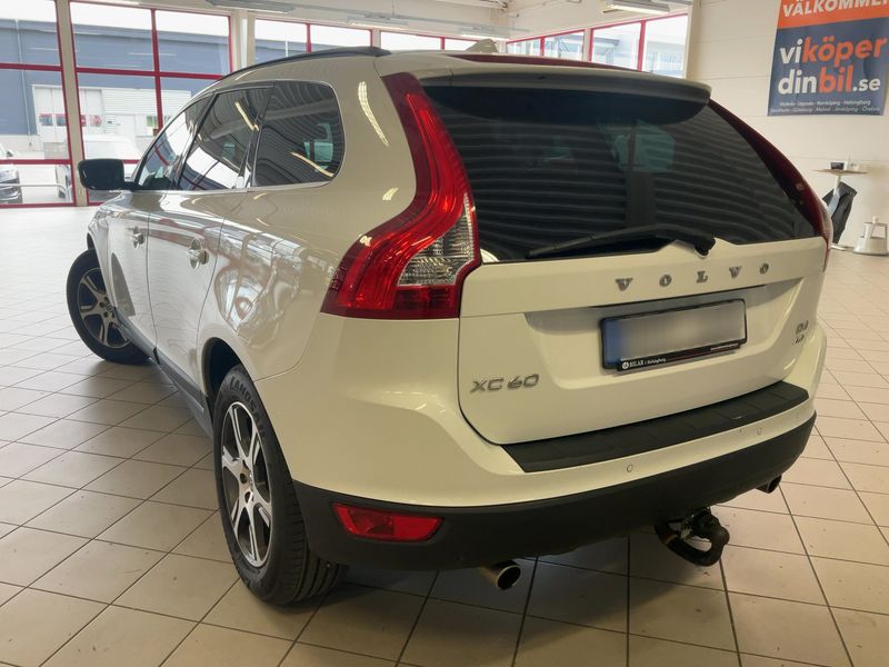 Volvo XC60 2.4 D4 Momentum AWD 2013 – снимка 6