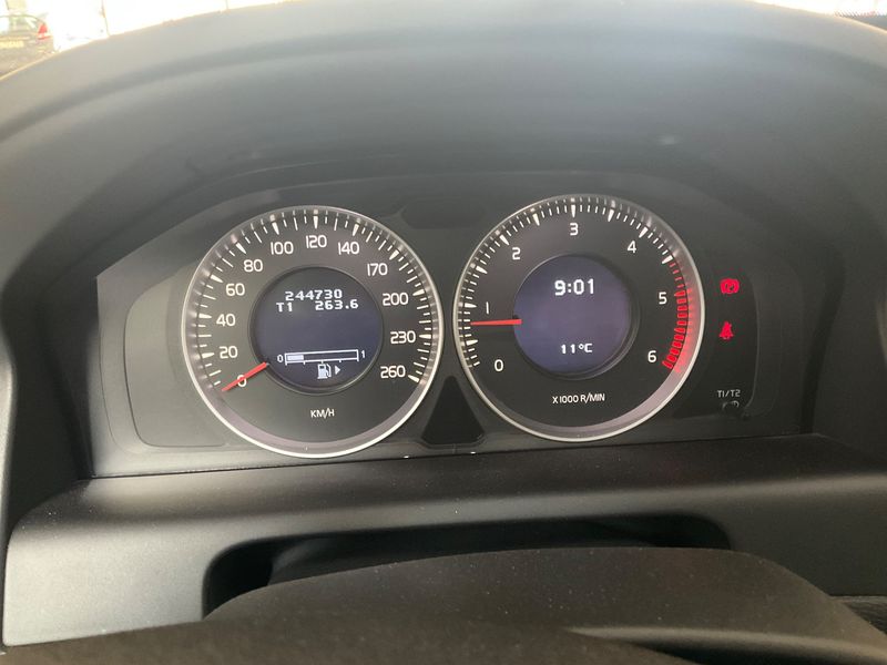 Volvo XC60 2.4 D4 Momentum AWD 2013 – снимка 19