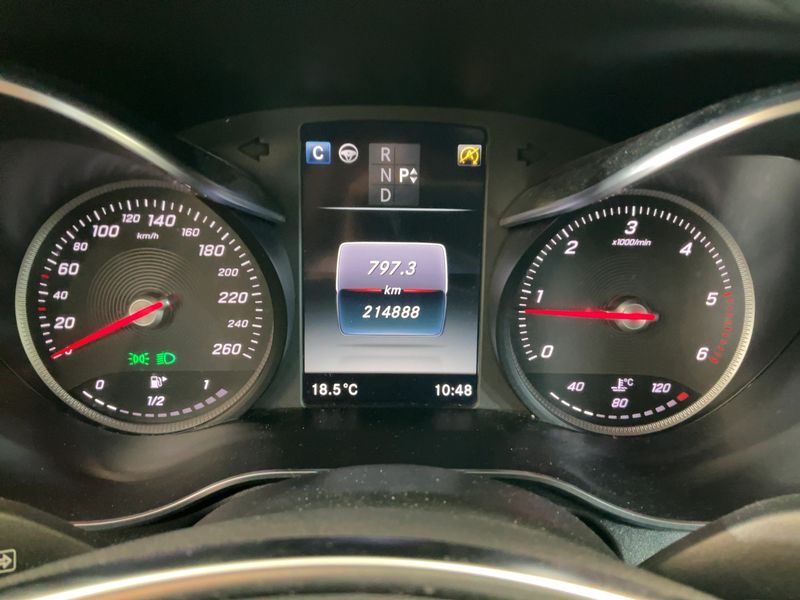 Mercedes-Benz GLC-Klasse GLC 220 4Matic AMG Line 2018 – снимка 19