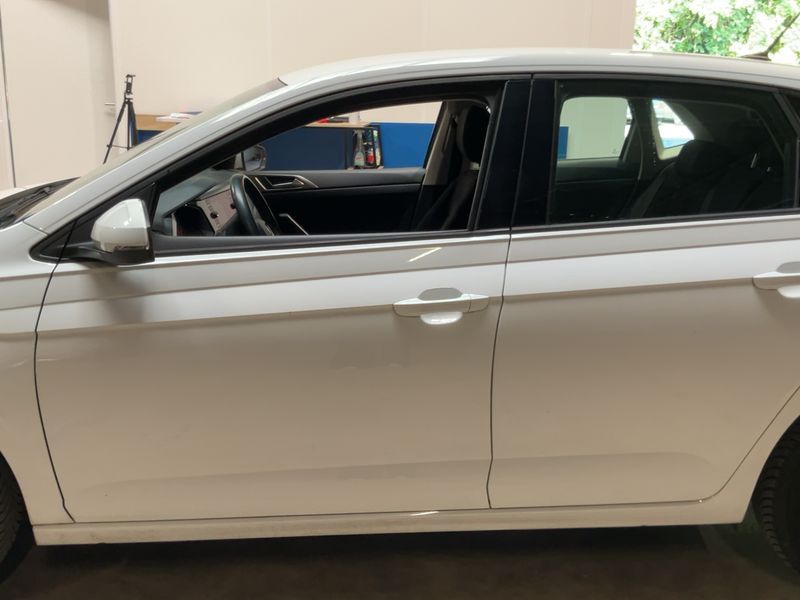 Volkswagen Polo 1.0 TSI Comfortline 2018 – снимка 4