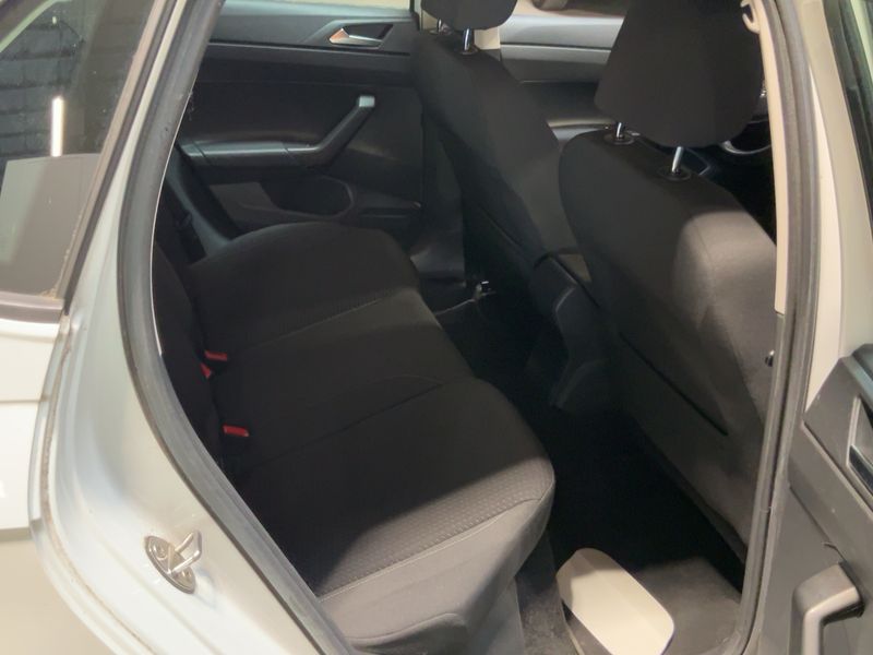 Volkswagen Polo 1.0 TSI Comfortline 2018 – снимка 19