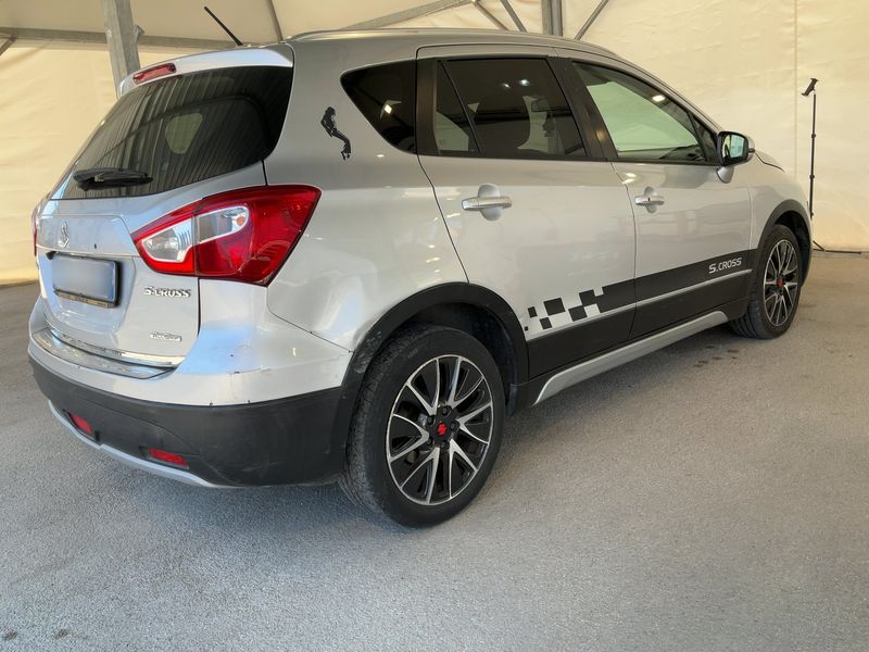 Suzuki SX4 S-Cross 1.6 DDiS Style 2WD 2014 – снимка 8