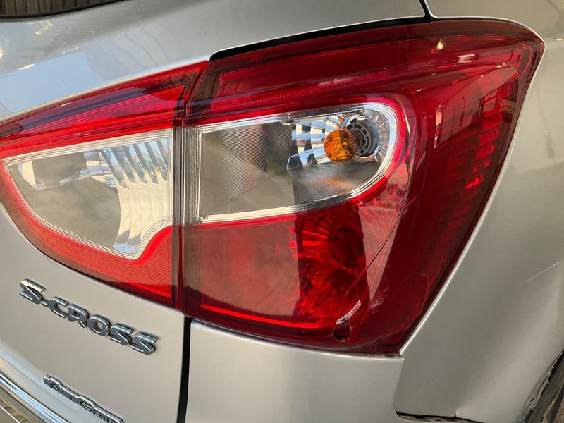 Suzuki SX4 S-Cross 1.6 DDiS Style 2WD 2014 – снимка 34