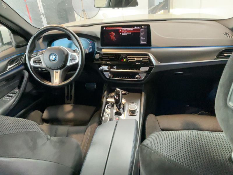 BMW 5er 530e xDrive M Sport 2022 – снимка 18