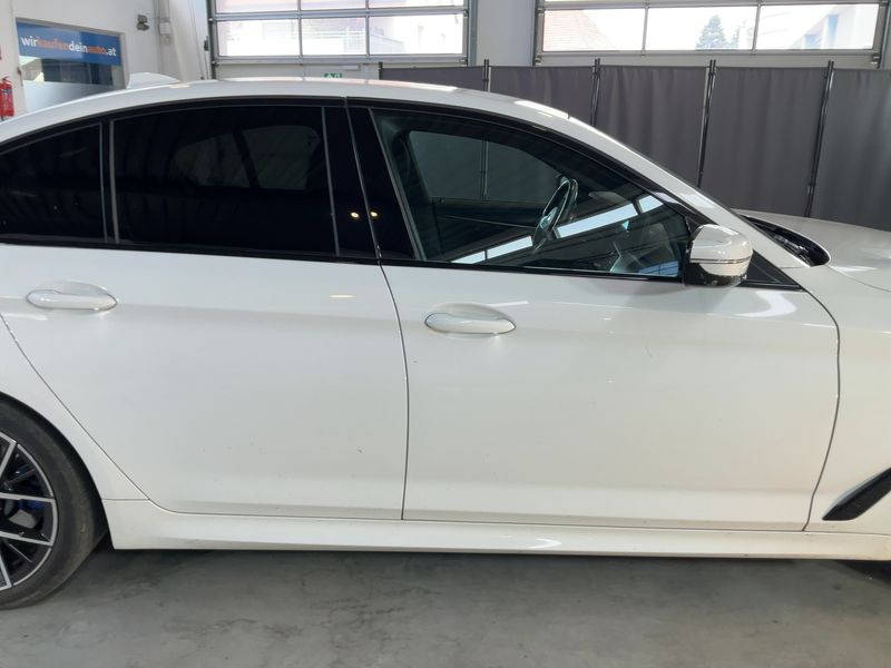 BMW 5er 530e xDrive M Sport 2022 – снимка 10