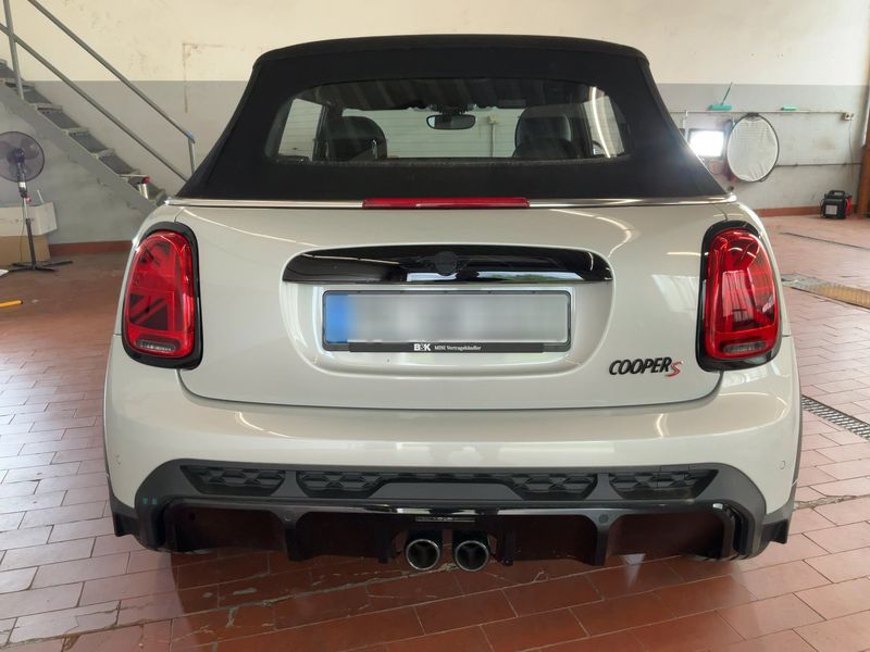 MINI Cabrio Cooper S John Cooper Works Trim 2023 – снимка 7