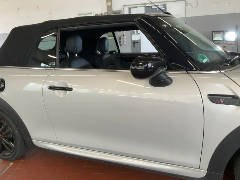 MINI Cabrio Cooper S John Cooper Works Trim 2023 – снимка 10