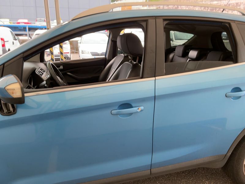 Ford Kuga 2.0 TDCi Titanium 2008 – снимка 4