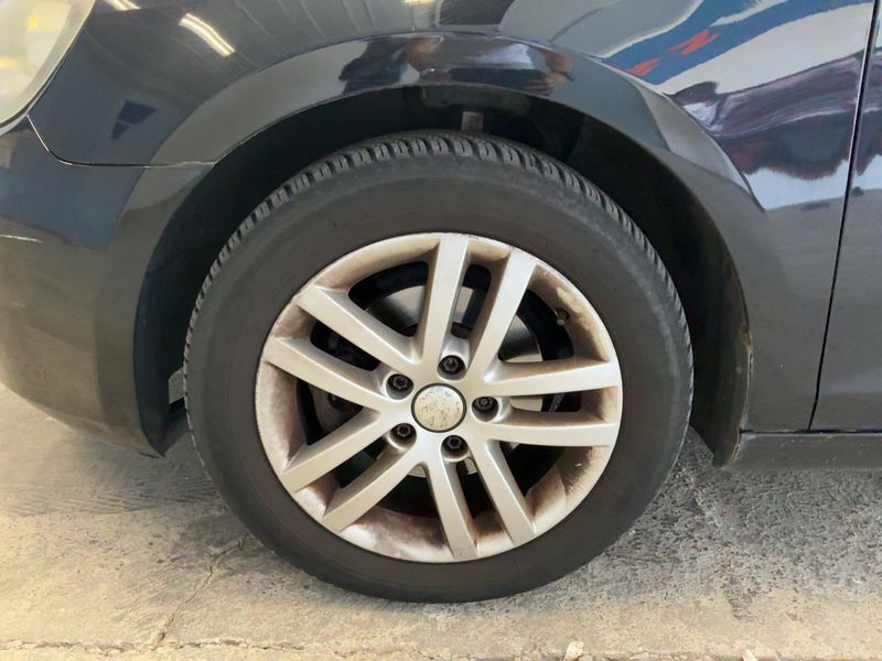 Volkswagen Golf VI 1.6 TDI Comfortline 2010 – снимка 3