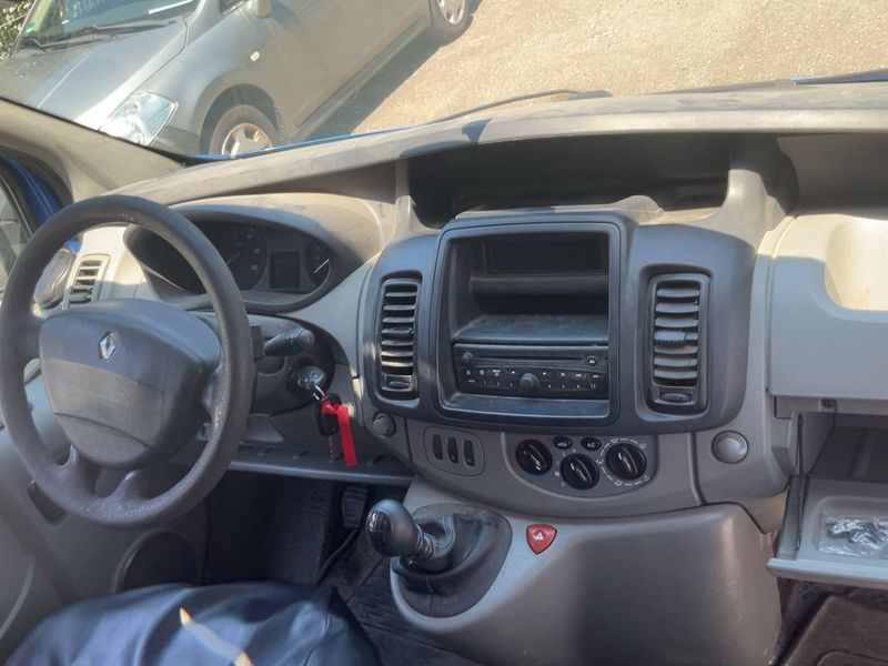 Renault Trafic 2.0 dCi L2H1 2,9t 2012 – снимка 17