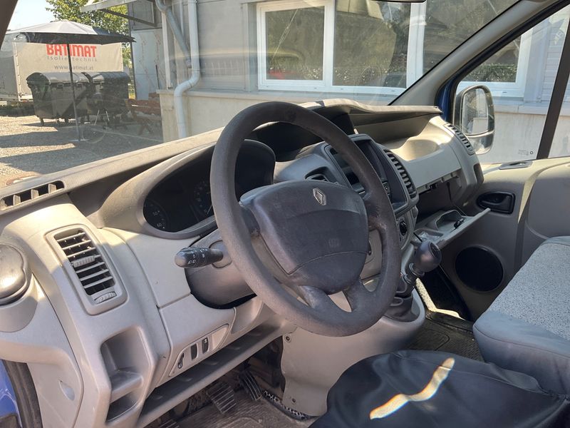 Renault Trafic 2.0 dCi L2H1 2,9t 2012 – снимка 29