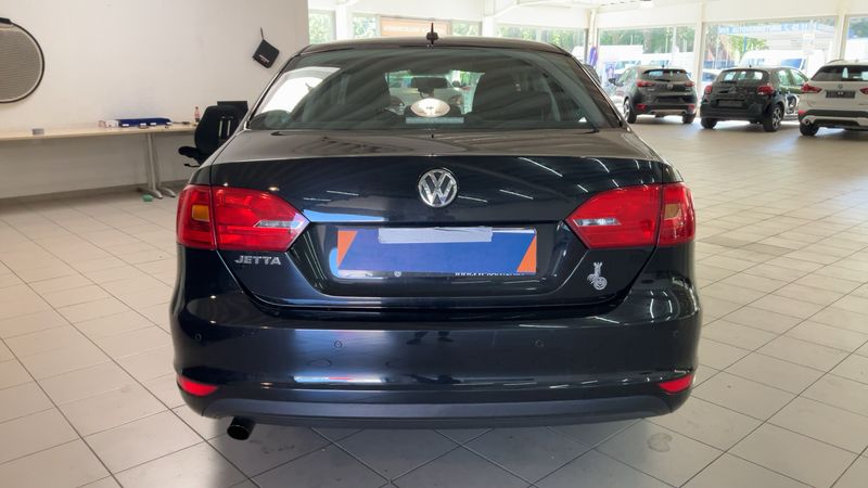 Volkswagen Jetta 1.2 TSI Comfortline 2012 – снимка 7