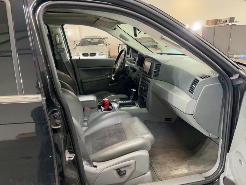 Jeep Grand Cherokee 6.1 SRT8 2008 – снимка 16