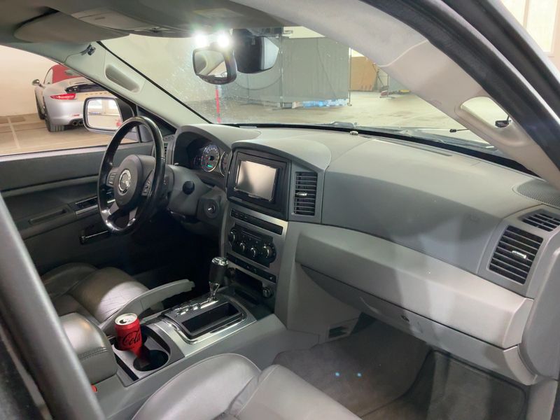 Jeep Grand Cherokee 6.1 SRT8 2008 – снимка 17