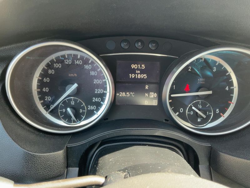 Mercedes-Benz R-Klasse R 350 CDI L 4Matic Bluetec 2011 – снимка 18