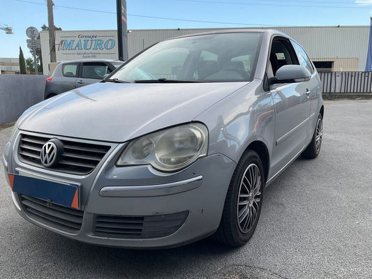 Volkswagen Polo 1.2 Trendline 2006 – снимка 1