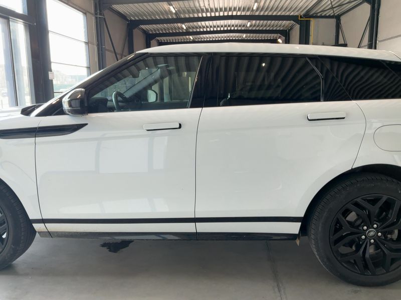 Land Rover Evoque P300e Hybrid SE R-Dynamic 2022 – снимка 4