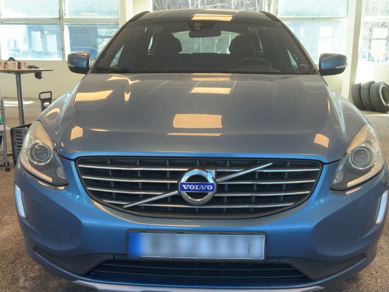 Volvo XC60 2.0 D4 Momentum 2WD 2016 – снимка 14