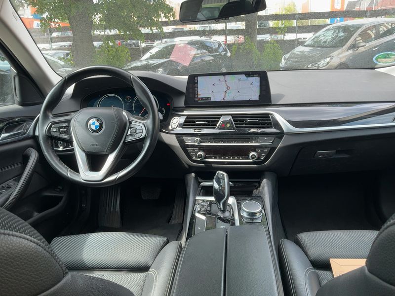 BMW 5er 520d Sport Line 2017 – снимка 12