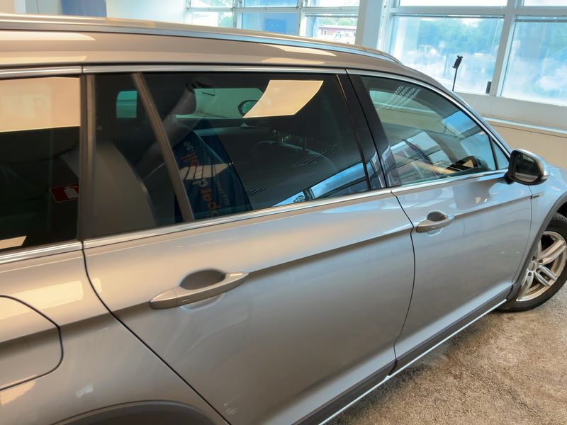 Volkswagen Passat Alltrack 2.0 TDI 4Motion BlueMotion Tech 2018 – снимка 10