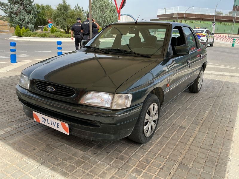 Ford Escort 1.6 Ghia 1993 – снимка 1