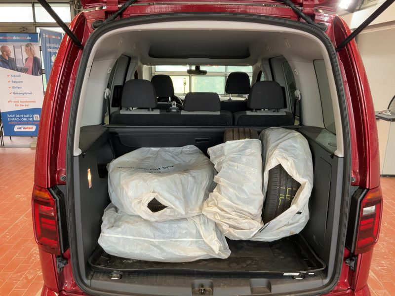 Volkswagen Caddy 2.0 TDI Comfortline BlueMotion Tech 2017 – снимка 16